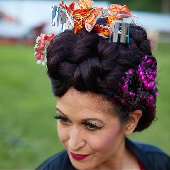 Meet your Posher, Christine - Picture 8 of 8